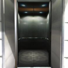  Elevator Simulator 3D ( )  